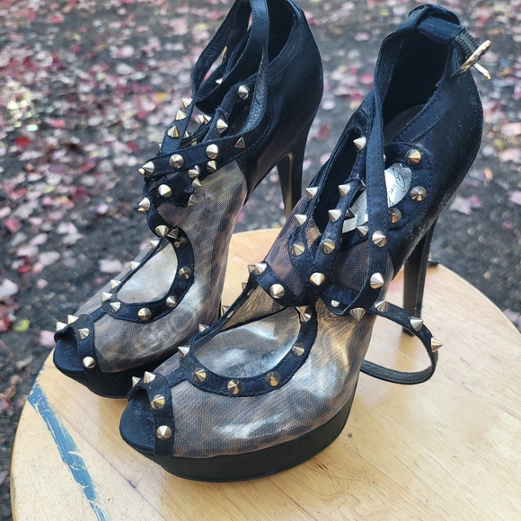 ABS Allen Schwartz Spike heels - Picture 6 of 8